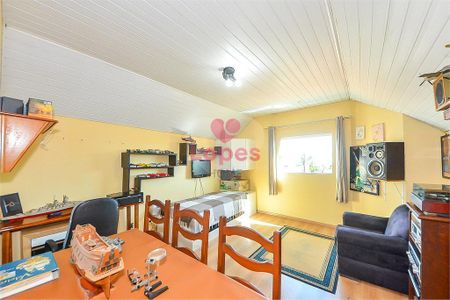 3_photo/94dce340db.ceff8192393c33de-ATLAS-0cd478ec-661a-4d57-bd1e-7fef6eadebd1.jpg de casa à venda com 3 quartos, 136m² em Novo Mundo, Curitiba