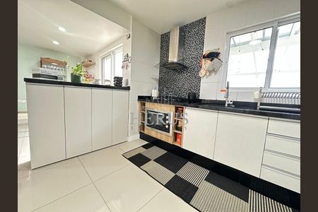 9_photo/94dce341cf.b0c9be0884e142d1-ATLAS-2e3e5b72-f843-4f2d-842e-0f01e95be80d.jpg de casa para alugar com 0 quarto, 121m² em Portão, Curitiba