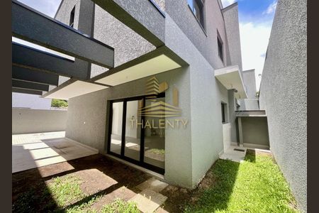 4_photo/94dce342ff.8a89dcb0f3fd7f25-ATLAS-ea72c982-d587-424b-92b0-74f93f9d0392.jpg de casa à venda com 3 quartos, 182m² em Portão, Curitiba