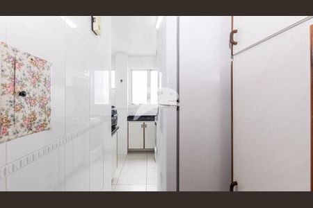 5_photo/94dce3434f.85a76141a190a5b7-ATLAS-8da3d9b1-59ac-4fe5-a333-cdc9de2b2c16.jpg de apartamento à venda com 3 quartos, 60m² em Novo Mundo, Curitiba