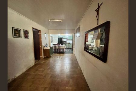 5_photo/94dce34405.93b8fa184532727f-ATLAS-cd256b32-e3f1-4aae-99d5-c025d14871d5.jpg de casa à venda com 3 quartos, 200m² em Novo Mundo, Curitiba
