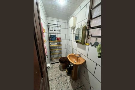 8_photo/94dce34405.93b8fa184532727f-ATLAS-fe9335f6-d398-4e43-adf1-2cb3f2f06685.jpg de casa à venda com 3 quartos, 200m² em Novo Mundo, Curitiba