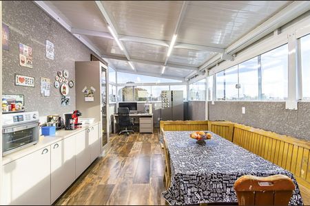 4_photo/94dce34409.8697fa4e2d5abe3d-ATLAS-a3590f48-8d9e-4719-87d7-6b9319516464.jpg de apartamento à venda com 2 quartos, 95m² em Novo Mundo, Curitiba