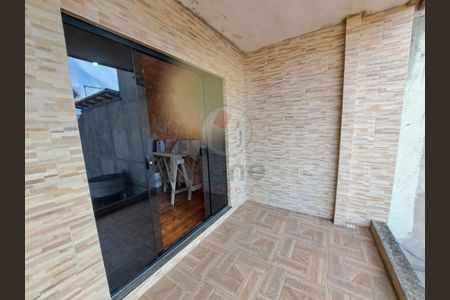 39_photo/94dce3441b.97484f792a469e2d-ATLAS-37ae4173-e557-49a9-8ab2-34a6c2f07cfa.jpg de casa à venda com 3 quartos, 175m² em Novo Mundo, Curitiba