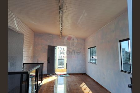 14_photo/94dce3441b.97484f792a469e2d-ATLAS-d7eae020-a930-449a-86c3-152645167f11.jpg de casa à venda com 3 quartos, 175m² em Novo Mundo, Curitiba