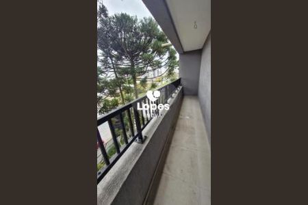 13_photo/94dce34435.e5c1dbf3952ec410-ATLAS-cd06f7b6-5d4e-48e7-b98e-1457de542f0f.jpg de apartamento à venda com 3 quartos, 70m² em Novo Mundo, Curitiba