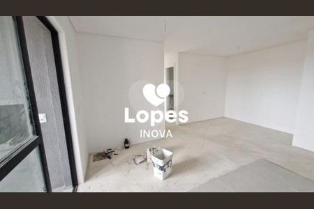 5_photo/94dce34435.e5c1dbf3952ec410-ATLAS-cf28afc7-0e97-417a-b586-a84e6ffc245e.jpg de apartamento à venda com 3 quartos, 70m² em Novo Mundo, Curitiba