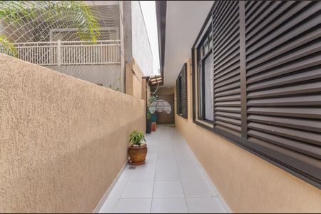 2_photo/94dce344b1.8112f57c7da29d24-ATLAS-2c82e1a0-be83-48e1-b5a0-67ec4860ccd2.jpg de casa à venda com 4 quartos, 190m² em Novo Mundo, Curitiba