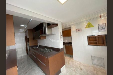 8_photo/94dce34513.e41501f97110dac5-ATLAS-263af7b2-0176-4b67-8d77-6da85ef871a5.jpg de apartamento para alugar com 3 quartos, 114m² em Novo Mundo, Curitiba