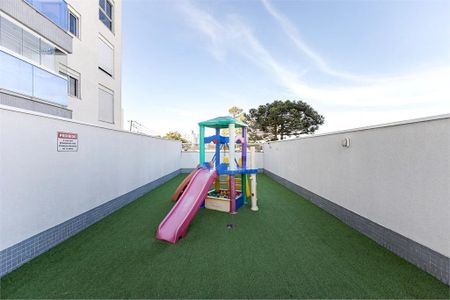 50_photo/94dce34513.fbcd7a2e7ac63d93-ATLAS-d88bd539-0df9-4a3d-a058-ee39f60f10a2.jpg de apartamento à venda com 3 quartos, 94m² em Novo Mundo, Curitiba