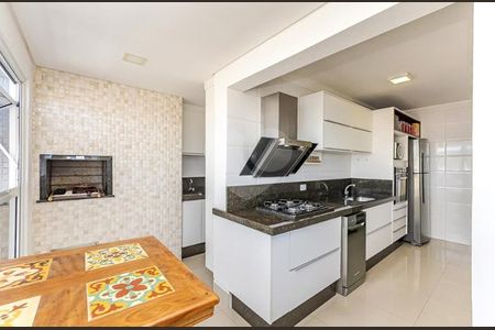 3_photo/94dce3454d.9b0e853e47463488-ATLAS-a78e4e9f-cafa-43ba-ab55-d3e3f4cfdc52.jpg de apartamento à venda com 3 quartos, 94m² em Novo Mundo, Curitiba