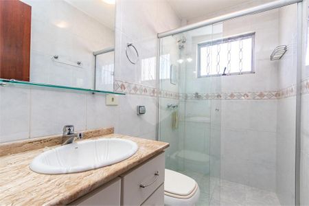 6_photo/94dce345f1.958ab4e2955fd321-ATLAS-3fe33282-4984-4cd1-b309-87e6db33db86.jpg de casa à venda com 4 quartos, 176m² em Novo Mundo, Curitiba