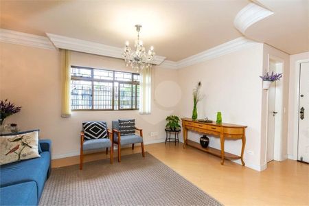 2_photo/94dce345f1.958ab4e2955fd321-ATLAS-a3b98f2a-ef2c-46a7-ae4e-3abc24a98557.jpg de casa à venda com 4 quartos, 175m² em Novo Mundo, Curitiba