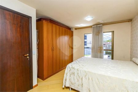 8_photo/94dce345f1.958ab4e2955fd321-ATLAS-b862f4e5-e065-4874-a1fe-e8a0f5e601b8.jpg de casa à venda com 4 quartos, 175m² em Novo Mundo, Curitiba