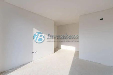 10_photo/94dce346a7.8cbbc6e43ead3576-ATLAS-cbd15930-3e08-4b7f-8509-30f45bffaae2.jpg de casa à venda com 3 quartos, 127m² em Novo Mundo, Curitiba