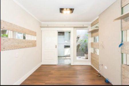 13_photo/94dce346c3.ceff8192393c33de-ATLAS-24054673-ac9a-41cb-9a24-0f1ee1e1c832.jpg de casa à venda com 3 quartos, 220m² em Novo Mundo, Curitiba