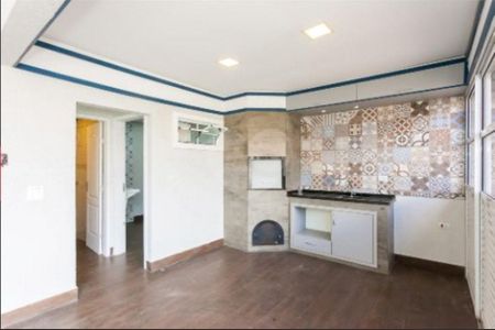 41_photo/94dce346c3.ceff8192393c33de-ATLAS-2bbb83dd-6e98-4231-891f-69dac933ceac.jpg de casa à venda com 3 quartos, 220m² em Novo Mundo, Curitiba