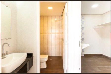 42_photo/94dce346c3.ceff8192393c33de-ATLAS-4d1e9a5d-eb12-43da-98c6-82a0fbf1228c.jpg de casa à venda com 3 quartos, 220m² em Novo Mundo, Curitiba