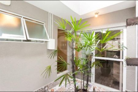 18_photo/94dce346c3.ceff8192393c33de-ATLAS-96781e29-db86-4c43-8099-db6f50e5f4d2.jpg de casa à venda com 3 quartos, 220m² em Novo Mundo, Curitiba