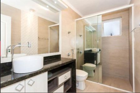 21_photo/94dce346c3.ceff8192393c33de-ATLAS-b9d87575-35b6-4357-aa43-5062d4f4ecb0.jpg de casa à venda com 3 quartos, 220m² em Novo Mundo, Curitiba