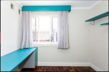 27_photo/94dce346c3.ceff8192393c33de-ATLAS-d0236d21-e69b-4913-84cd-61f89974571e.jpg de casa à venda com 3 quartos, 220m² em Novo Mundo, Curitiba