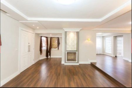 6_photo/94dce346c3.ceff8192393c33de-ATLAS-d6e06816-ce1a-4301-a7b4-583b8dc16f3e.jpg de casa à venda com 3 quartos, 220m² em Novo Mundo, Curitiba