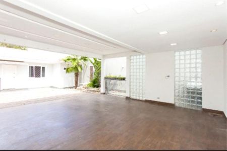 38_photo/94dce346c3.ceff8192393c33de-ATLAS-dba9c1c6-cb50-4f48-bcdf-a2bd5426e3b4.jpg de casa à venda com 3 quartos, 220m² em Novo Mundo, Curitiba