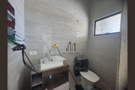 5_photo/94dce346f3.fe96b63aec789ef1-ATLAS-14fbd9a6-4a95-4783-8618-e6d4fdf746bf.jpg de casa à venda com 3 quartos, 108m² em Novo Mundo, Curitiba