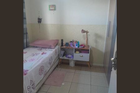 3_photo/94dce347b7.1831327c64793454-ATLAS-2df2fbf3-7670-4a9a-a7e3-a6ddcb1a9378.jpg de casa à venda com 4 quartos, 164m² em Novo Mundo, Curitiba