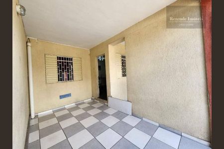 4_photo/94dce347b7.1831327c64793454-ATLAS-32e8a17e-b115-4a2c-b2f1-3df309c6d2bc.jpg de casa à venda com 4 quartos, 165m² em Novo Mundo, Curitiba