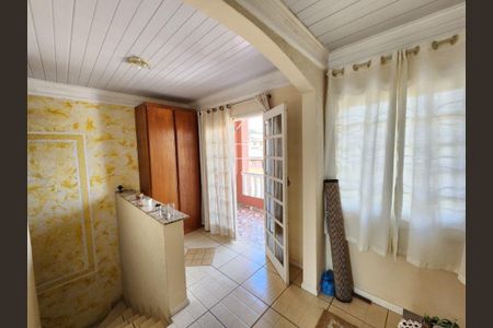 17_photo/94dce347b7.1831327c64793454-ATLAS-8339f4e6-cfe2-411f-a3c0-b179247f46d9.jpg de casa à venda com 4 quartos, 164m² em Novo Mundo, Curitiba