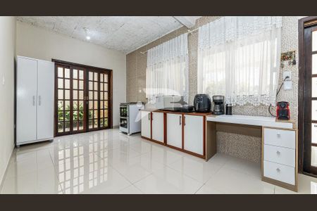 10_photo/94dce347db.974d063b20acfe41-ATLAS-1f5cb64a-2280-4bb5-970d-0b17a9004a90.jpg de casa à venda com 3 quartos, 574m² em Novo Mundo, Curitiba