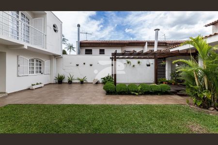 33_photo/94dce347db.974d063b20acfe41-ATLAS-3a92fe5d-6299-4564-bfea-b8aeb41f724a.jpg de casa à venda com 3 quartos, 574m² em Novo Mundo, Curitiba