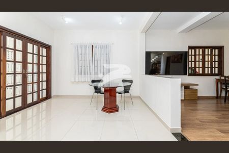 8_photo/94dce347db.974d063b20acfe41-ATLAS-5242414f-9245-48d8-9b40-b3ac5535b2d5.jpg de casa à venda com 3 quartos, 574m² em Novo Mundo, Curitiba