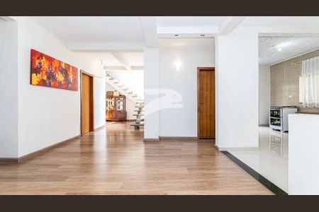 5_photo/94dce347db.974d063b20acfe41-ATLAS-e4ee1976-5729-446e-b910-56e1978c4b8d.jpg de casa à venda com 3 quartos, 574m² em Novo Mundo, Curitiba