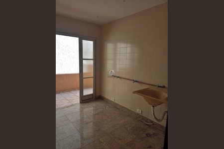 17_photo/94dce347e7.b998a58f5cd09cc9-ATLAS-5c1e10a7-cc97-4abf-b498-8bf9c7837f5e.jpg de casa à venda com 3 quartos, 233m² em Novo Mundo, Curitiba