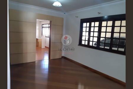 39_photo/94dce347e7.b998a58f5cd09cc9-ATLAS-7eef7e08-f4b8-42f3-9beb-4ba0e0490a46.jpg de casa à venda com 3 quartos, 233m² em Novo Mundo, Curitiba