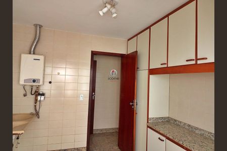 16_photo/94dce347e7.b998a58f5cd09cc9-ATLAS-a4241b10-53d9-4426-a236-a163368d6853.jpg de casa à venda com 3 quartos, 233m² em Novo Mundo, Curitiba
