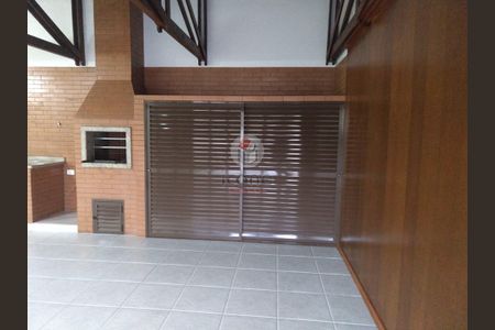 33_photo/94dce347e7.b998a58f5cd09cc9-ATLAS-b7cfea02-b205-4f7b-986b-4e117632ff8d.jpg de casa à venda com 3 quartos, 233m² em Novo Mundo, Curitiba