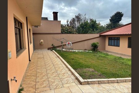 2_photo/94dce347e7.b998a58f5cd09cc9-ATLAS-c5a20510-9b4f-4ca5-a90b-cda12e46b0f1.jpg de casa à venda com 3 quartos, 233m² em Novo Mundo, Curitiba