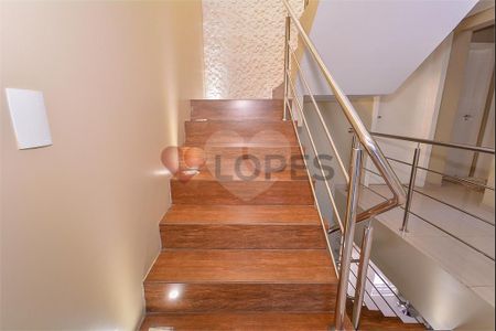 30_photo/94dce34853.d9f8130b258163b2-ATLAS-1ba9f61a-a8db-44e9-b8ae-5029a38ad629.jpg de casa à venda com 4 quartos, 238m² em Novo Mundo, Curitiba