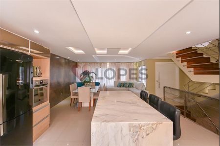 10_photo/94dce34853.d9f8130b258163b2-ATLAS-27cb373d-e4be-445c-a5f4-2b6d0e719ef9.jpg de casa à venda com 4 quartos, 236m² em Novo Mundo, Curitiba