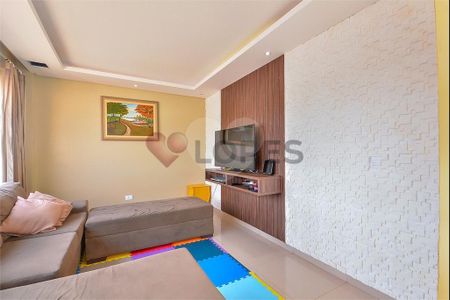 34_photo/94dce34853.d9f8130b258163b2-ATLAS-9cb1d2ec-03ec-4338-8d07-9560933aa416.jpg de casa à venda com 4 quartos, 238m² em Novo Mundo, Curitiba