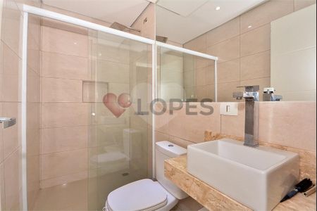 6_photo/94dce34853.d9f8130b258163b2-ATLAS-a1d6f809-3238-4867-8044-5d5c3d9dfd16.jpg de casa à venda com 4 quartos, 236m² em Novo Mundo, Curitiba