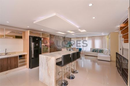 12_photo/94dce34853.d9f8130b258163b2-ATLAS-baf9fe9f-9dd1-4ad3-8d11-32495f994b16.jpg de casa à venda com 4 quartos, 238m² em Novo Mundo, Curitiba