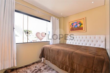 5_photo/94dce34853.d9f8130b258163b2-ATLAS-ca5c21eb-461b-4c4f-903a-eadee74fe337.jpg de casa à venda com 4 quartos, 236m² em Novo Mundo, Curitiba