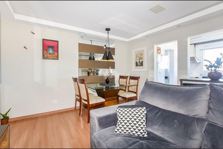 4_photo/94dce3489f.ab851893edc96d7a-ATLAS-ce1b591d-5bdd-42cf-b661-0b36eba094c5.jpg de apartamento à venda com 3 quartos, 68m² em Novo Mundo, Curitiba