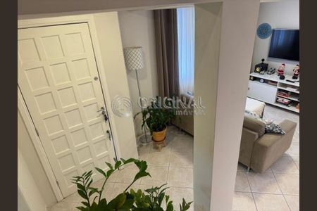 10_photo/94dce34933.8d02ed77cecc6524-ATLAS-dceb00ff-4617-4e8d-87cc-30578f89692c.jpg de casa à venda com 3 quartos, 83m² em Novo Mundo, Curitiba