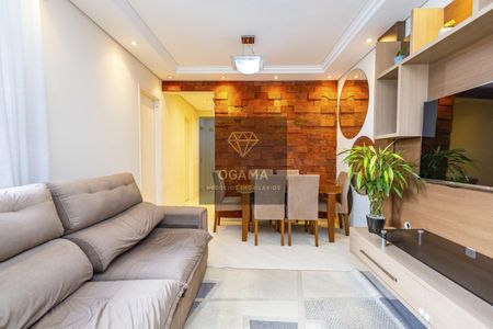 3_photo/94dce34a59.5dfb843b1148753f-ATLAS-80f7f24e-23e2-41aa-8ddd-3aae84a45ecb.jpg de apartamento à venda com 3 quartos, 59m² em Novo Mundo, Curitiba