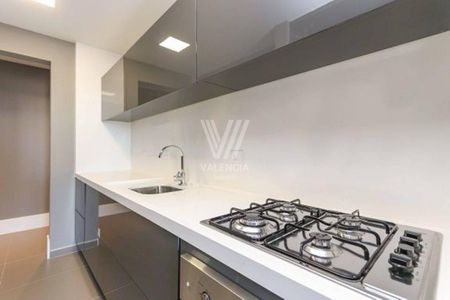 10_photo/94dce34be5.005b2c2c0d5e94b6-ATLAS-412bdd54-9f40-4cd3-9520-7464fe64d6eb.jpg de apartamento à venda com 3 quartos, 111m² em Novo Mundo, Curitiba